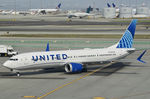 N37528 @ KSFO - Sky Terrace SFO 2021.