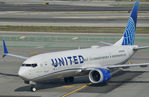 N37528 @ KSFO - Sky Terrace SFO 2021.