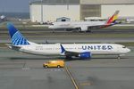 N37528 @ KSFO - Sky Terrace SFO 2021.
