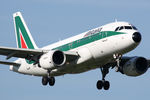I-BIMI @ EHAM - at spl - by Ronald