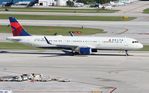 N123DW @ KFLL - FLL 2021 - by Florida Metal