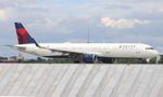 N382DN @ KATL - ATL 2021 - by Florida Metal