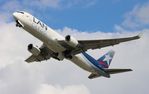 N418LA @ KMIA - MIA 2021 - by Florida Metal