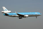 PH-KCE @ EHAM - at spl - by Ronald