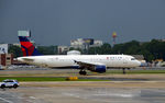 N339NW @ KATL - Taxi Atlanta