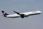 D-AIGD @ EDDF - at fra - by Ronald