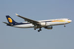 VT-JWR @ EBBR - at bru - by Ronald