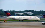 N939AT @ KATL - Taxi Atlanta - by Ronald Barker
