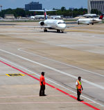 N970AT @ KATL - Reception crew to park aircraft Atlanta