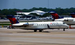 N8694A @ KATL - Taxi Atlanta
