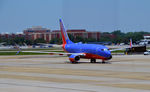 N252WN @ KATL - Taxi Atlanta