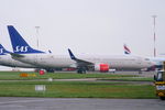 LN-RGH @ EGSH - Parked at Norwich. - by Graham Reeve