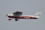 D-ELEE @ EDVE - Cessna 172S at Braunschweig-Wolfsburg airport, Waggum - by Ingo Warnecke