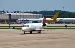 N8968E @ KATL - Taxi to gate Atlanta