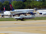 N54221 @ KATL - Taxi Atlanta