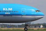 PH-BQH @ EHAM - at spl - by Ronald