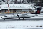 C-GGOY @ CYLW - Inbound from Vancouver. - by Koala
