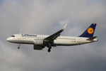 D-AINF @ EKCH - D-AINF landing rw 22F