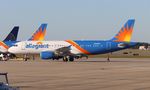 N242NV @ KSRQ - SRQ spotting 2021 - by Florida Metal