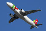 CS-TNR @ EGLL - at lhr - by Ronald