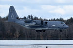 11-5725 @ KPSM - REACH5725 on short approach - by Topgunphotography