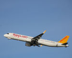 TC-RBH @ EKCH - TC-RBH taking off rw 22R