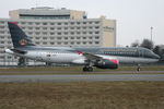 JY-AYI @ LFPG - at cdg - by Ronald