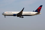 N183DN @ EBBR - at bru - by Ronald