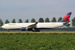 N808NW @ EHAM - at spl - by Ronald