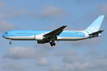 OO-JAP @ EBBR - at bru - by Ronald