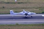 F-GVKM @ LFBO - Diamond DA-42 Twin Star, Landing rwy 14R, Toulouse-Blagnac airport (LFBO-TLS) - by Yves-Q