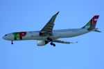CS-TUH @ LPPT - Landing - by micka2b