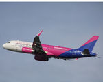 HA-LYX @ EKCH - HA-LYX takeoff rw 22R - by Erik Oxtorp