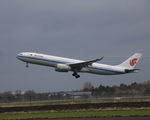 B-5956 @ EKCH - B-5966 take off rw 22R - by Erik Oxtorp