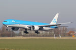 PH-BVG @ EHAM - at spl - by Ronald