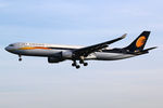 VT-JWS @ EBBR - at bru - by Ronald