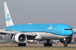PH-BVR @ EHAM - at spl - by Ronald
