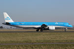 PH-NXC @ EHAM - at spl - by Ronald