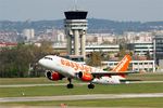 G-EZDA @ LFBO - Airbus A319-111, Take off rwy 32L, Toulouse-Blagnac Airport (LFBO-TLS) - by Yves-Q