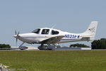 N825FW @ KLAL - Cirrus SR22  C/N 1368, N825FW