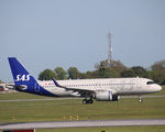 EI-SIO @ EKCH - EI-SIO taxi for takeoff rw 04R