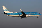 PH-BCH @ EHAM - at spl - by Ronald