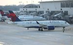 N108DQ @ KDTW - DTW 2022 - by Florida Metal