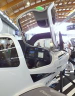 OE-DSK @ EDNY - Diamond eDA40 prototype with electric motor at the AERO 2022, Friedrichshafen  #c - by Ingo Warnecke