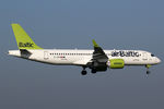YL-CSH @ EHAM - at spl - by Ronald