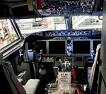 N37525 @ KSFO - Lightdeck. SFO 2022.