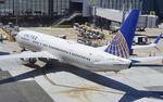 N69888 @ KSFO - Sky Terrace SFO 2022.