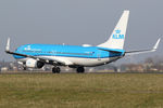 PH-BGC @ EHAM - at spl - by Ronald