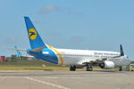 OE-IIM @ EGSH - Towed to spray shop.