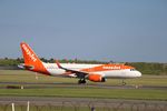 G-EZRT @ CPH - G-EZRT taking off rw 22R - by Erik Oxtorp